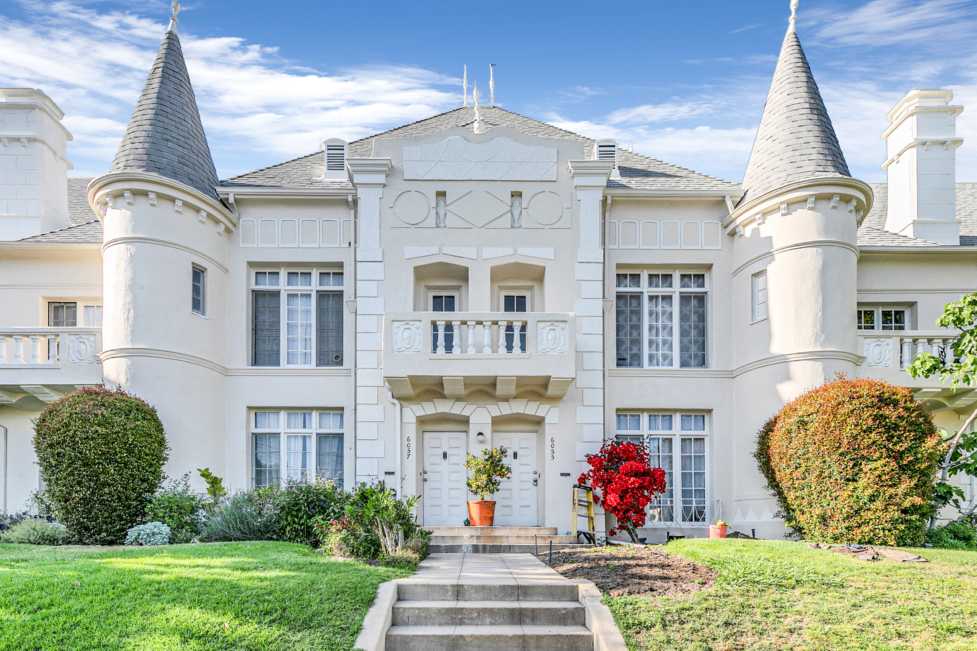 Live Like Royalty in the Heart of Beachwood Canyon in this Storybook 2BR/ 1.5 Bathroom Condo