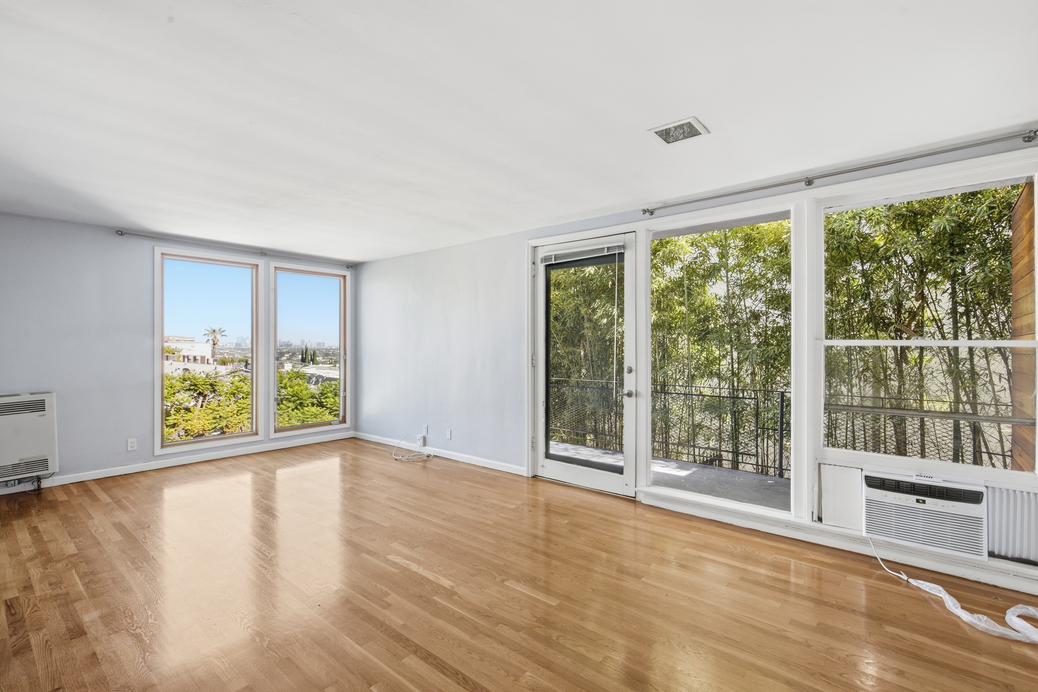 Amazing Location- WeHo 1BR Hillside Retreat | Floor-to-Ceiling Windows w/ Stellar WeHo Views + Steam Shower