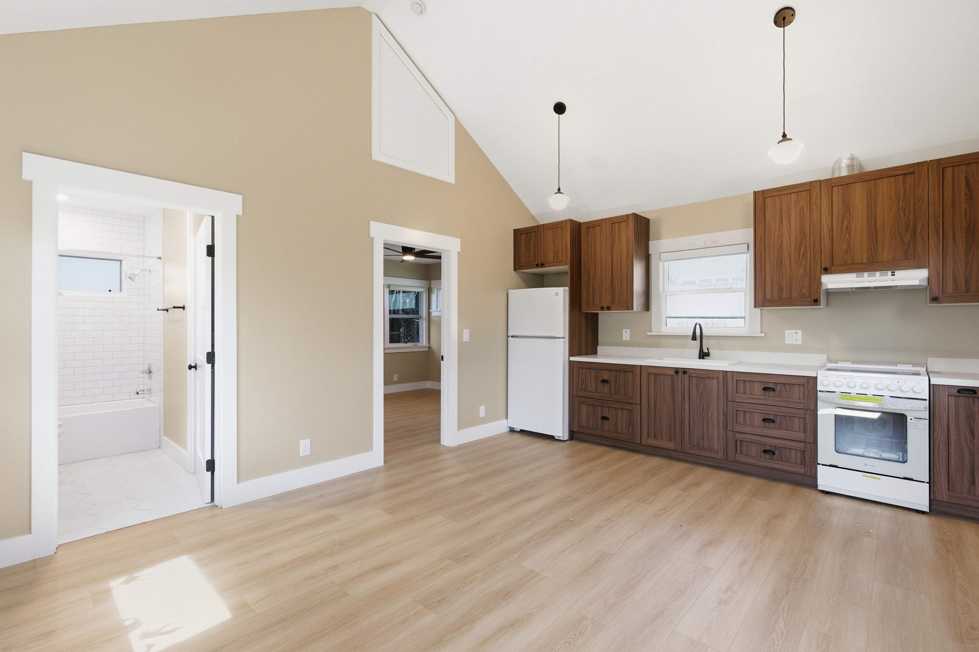 Private New-Build ADU in Prime West Adams