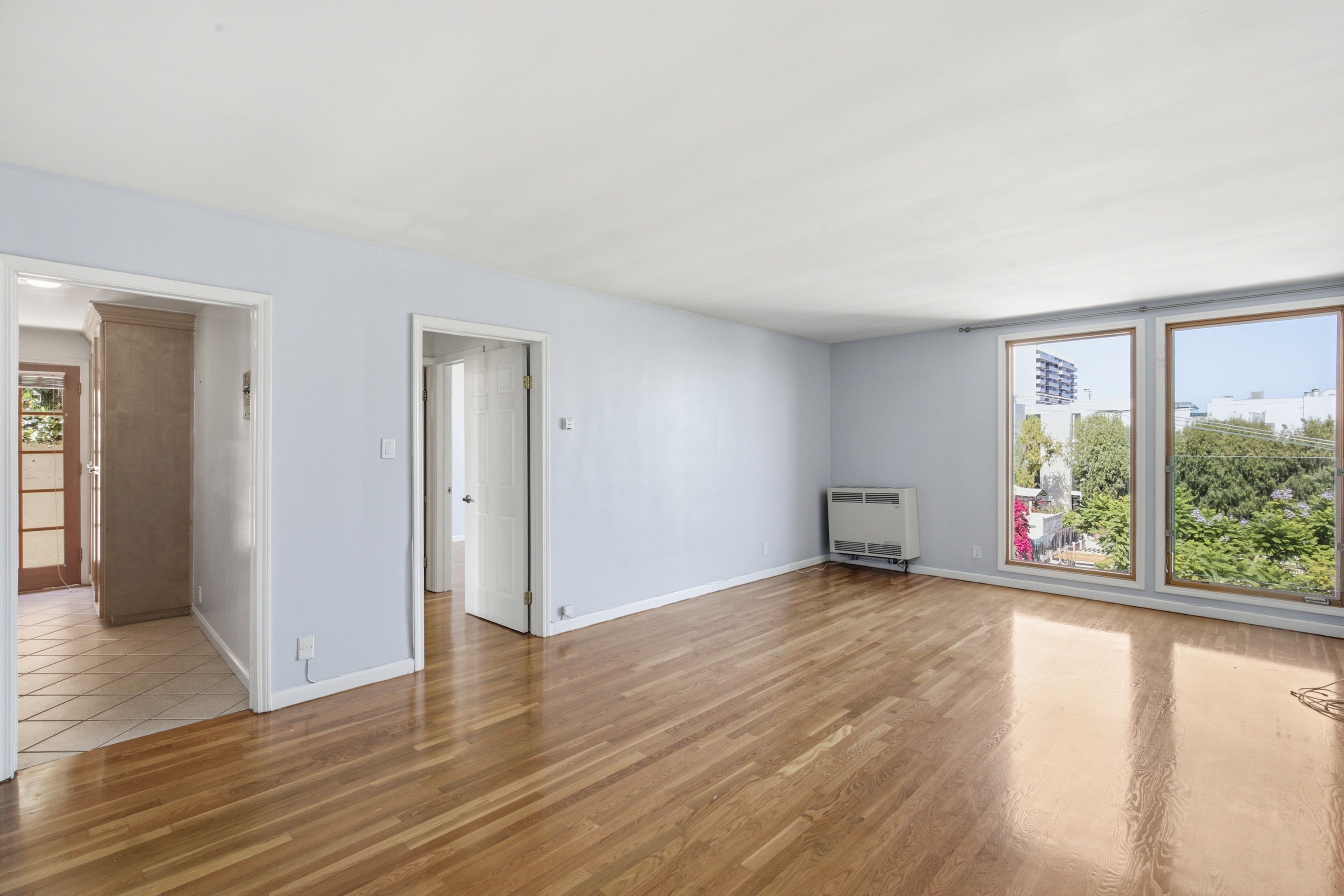 Amazing Location- WeHo 1BR Hillside Retreat | Floor-to-Ceiling Windows w/ Stellar WeHo Views + Steam Shower