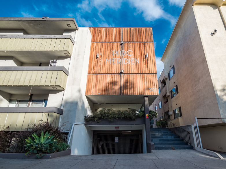 Slick, Modern, 2 Bed/1 Bath - Modern Kitchen- Stainless Appliances - 2 Parking Spaces - Incredibly Perfect Location!