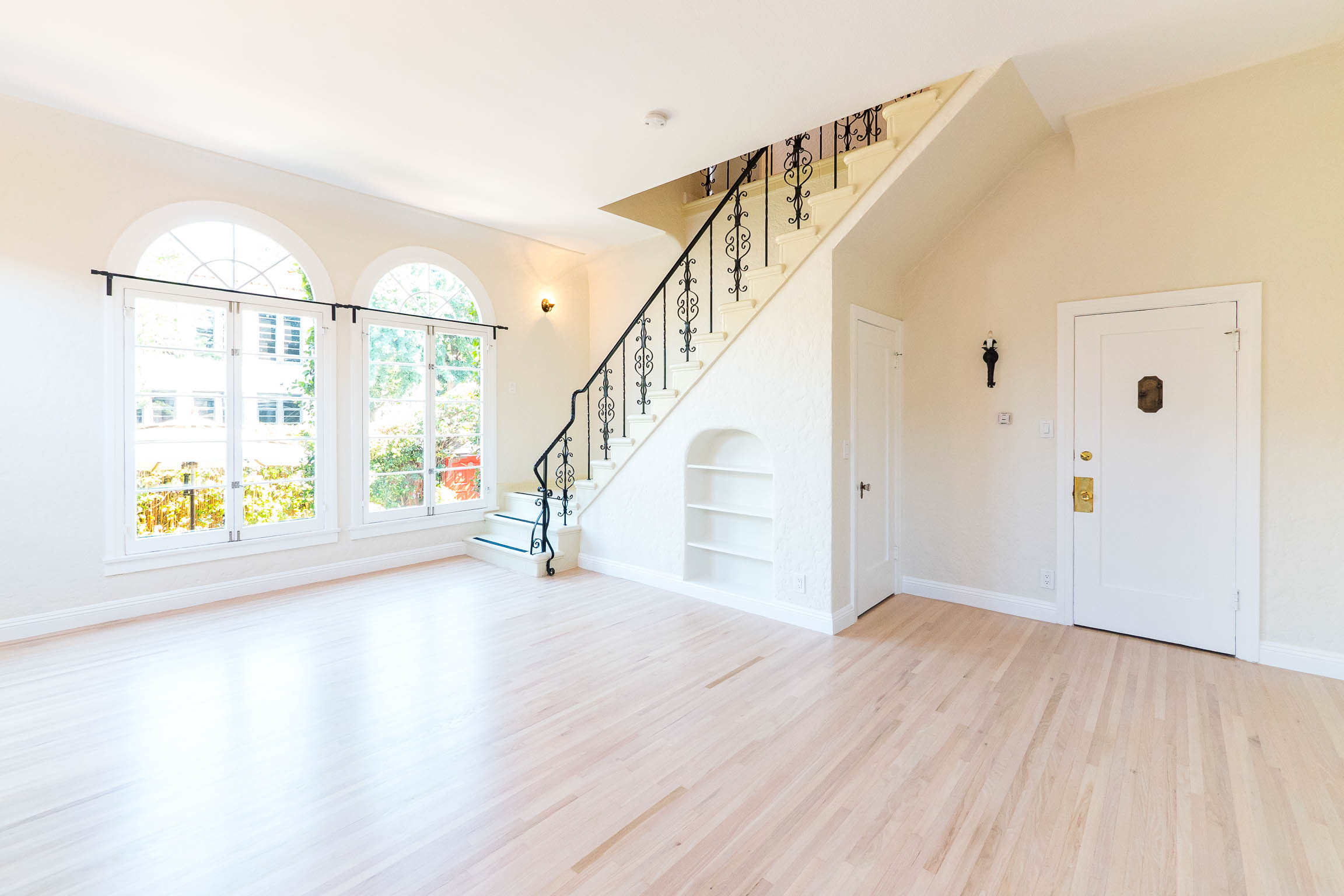 Sophisticated Los Feliz Find | Sunny & Bright Throughout | Elegant European Details