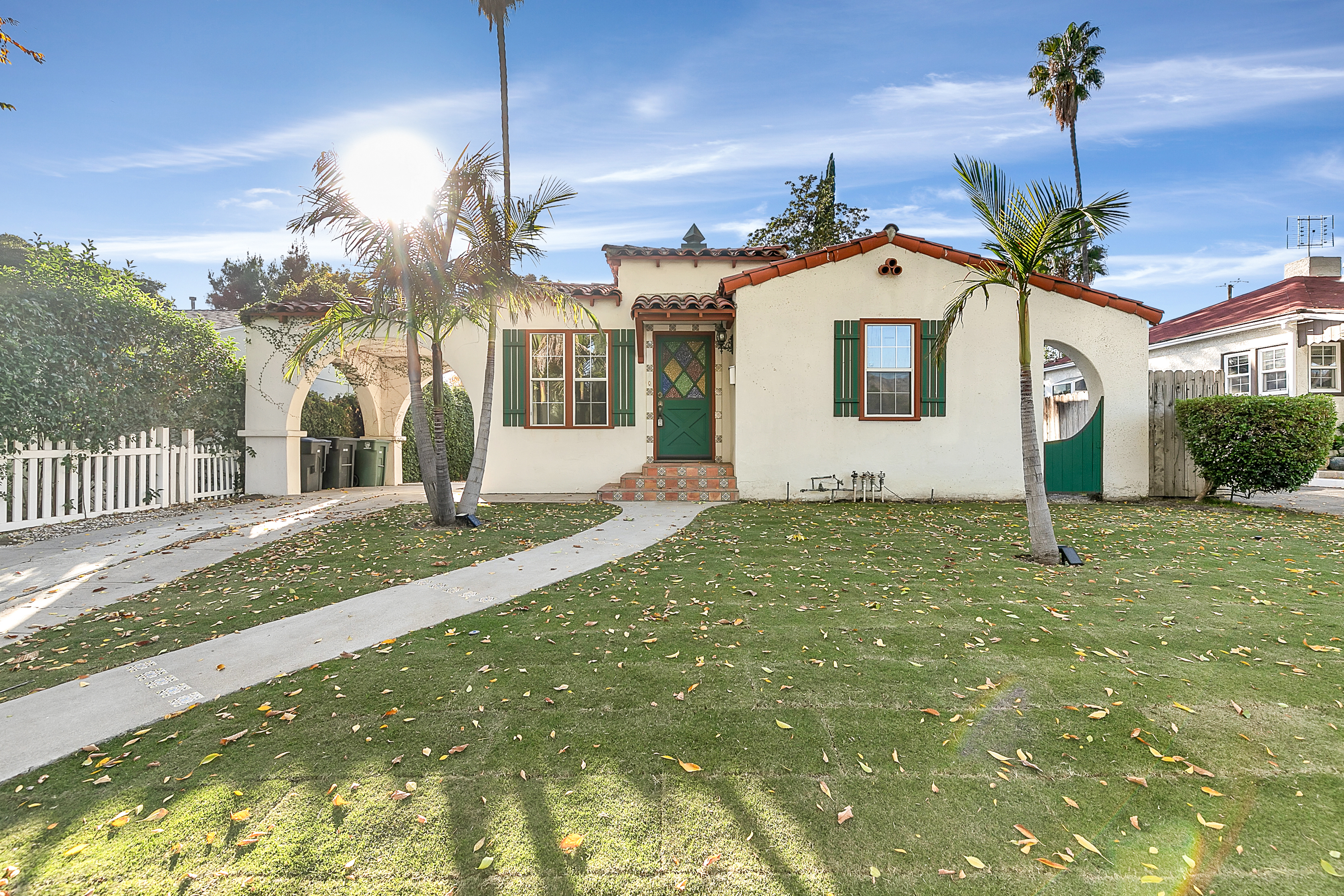 Spanish-Style Dreamy Bungalow w/ TONS of Vintage Charm! HUGE Backyard and extra storage!