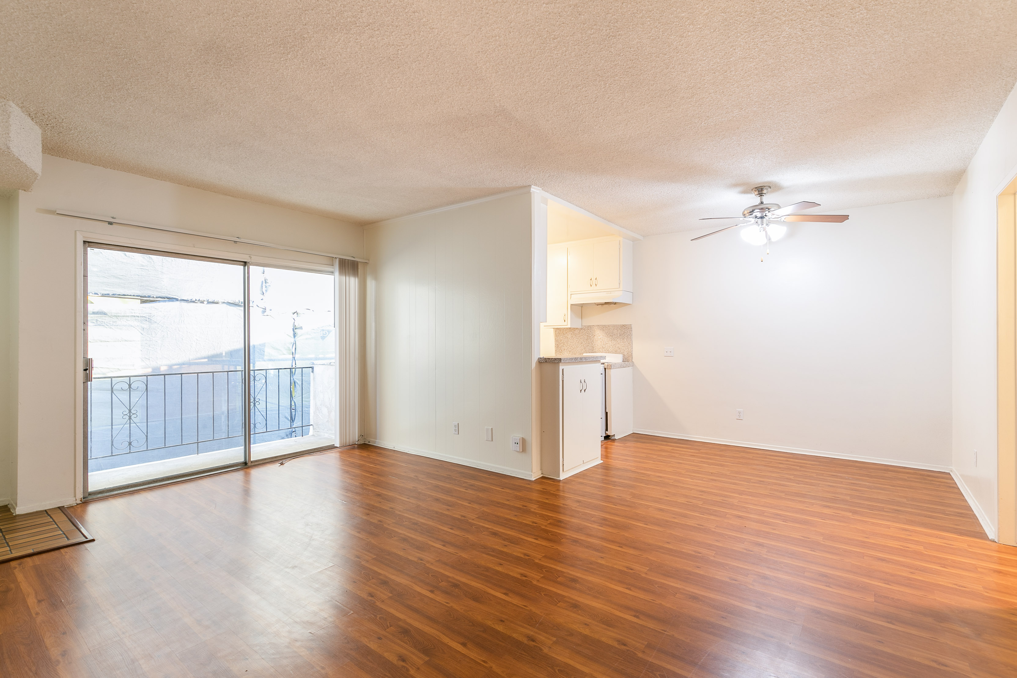 Westside 1BD/1BA with Easy Metro Access | On Site Laundry | Parking Spot